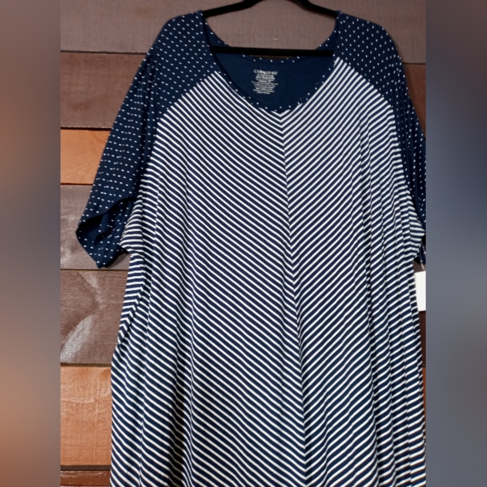 NWT Catherine's 4X (30-32) Gorgeous short Sleeve Blue Striped Nightgown - Picture 4 of 9